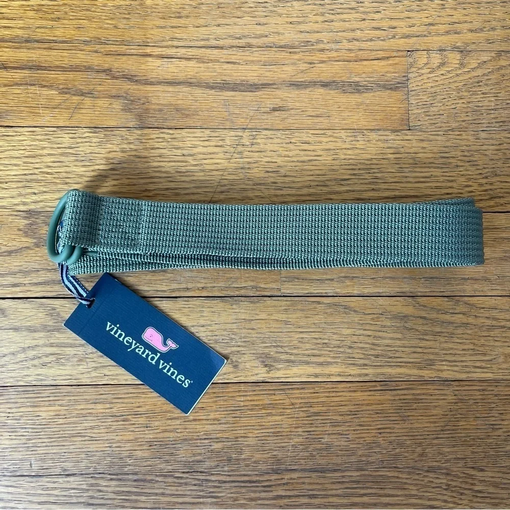 NEW Vineyard Vines D Ring Green Nylon Belt Size NWT